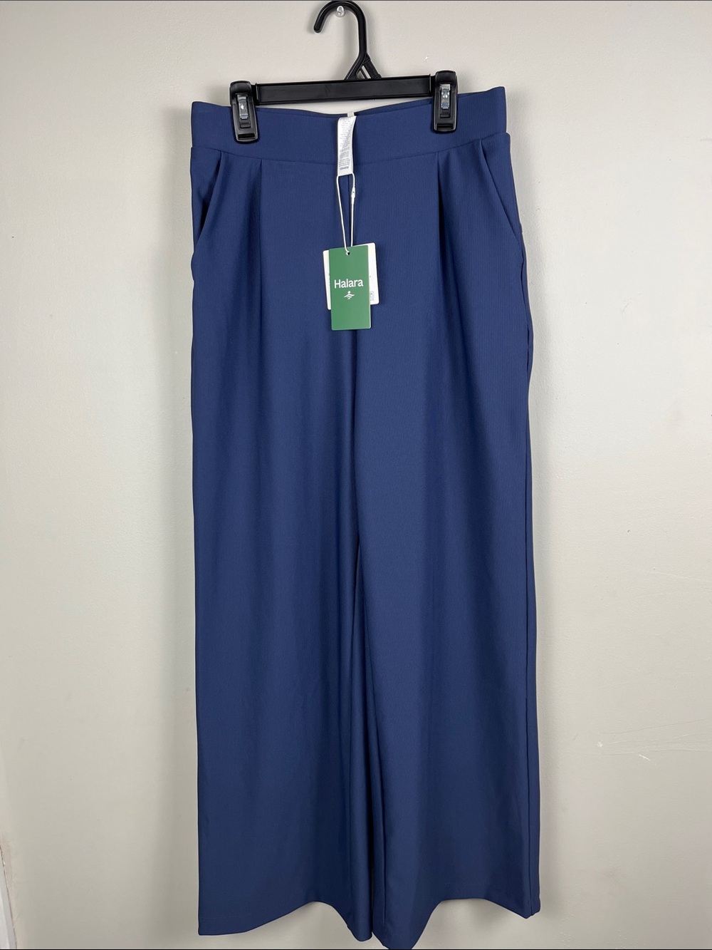 HALARA Wide Leg Pants in Navy Blue